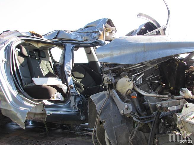Жена загина в тежка катастрофа на пътя Русе-Разград (снимка)