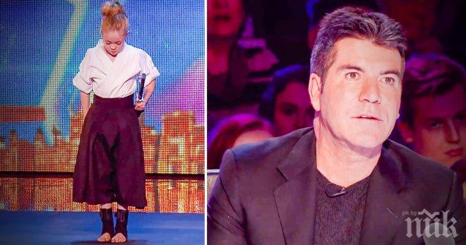 Тя изглежда сладка и невинна, но когато разбереш какъв талант притежава, ще останеш без думи!
