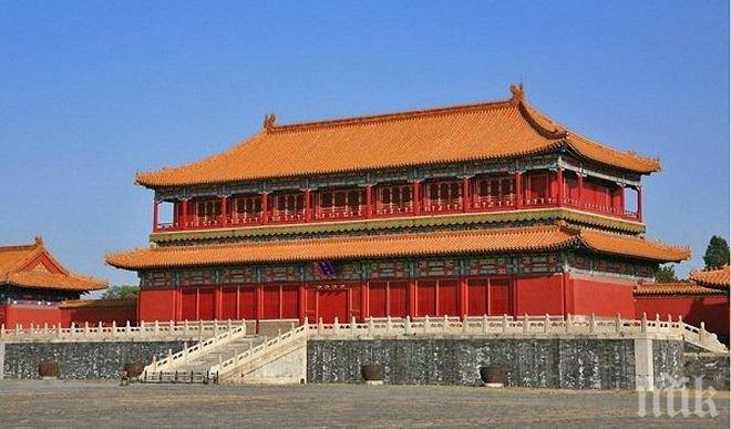 Китай заплашва със съд изграждането на реплика на императорски дворец