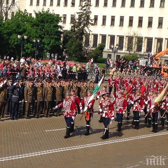Военният парад без техника заради липса на пари