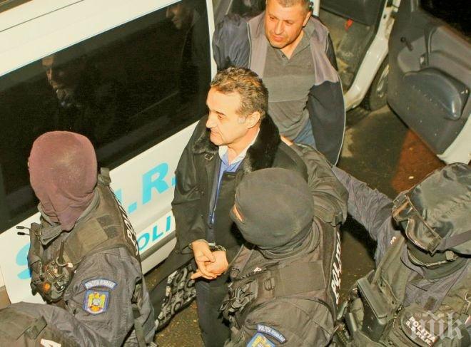 Антикорупционната дирекция в Румъния възнамерява да промени правилата за затворниците писатели