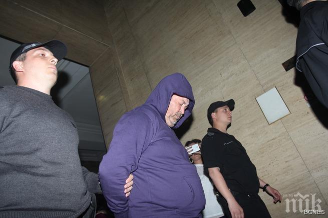 Гледат мярката на стрелеца по сина на Киро Японеца