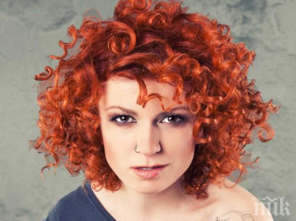 Влюбена! Люси Дяковска заби омъжена германка 