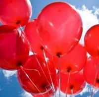 Балони в памет на загиналите при катастрофи деца полетяха над Бургас