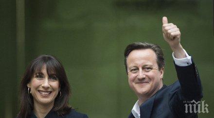 дейвид камерън срещне кралицата