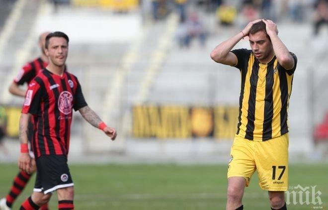 Балтанов и Чунчуков на линия за мача с Литекс