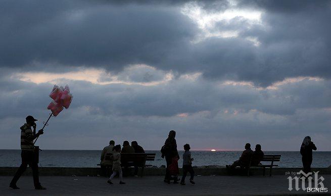 Лятото отстъпва на облаци и дъжд - температурите падат