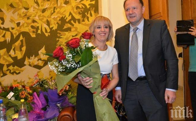 Мая Манолова получи невероятен подарък за рождения си ден от Михаил Миков...