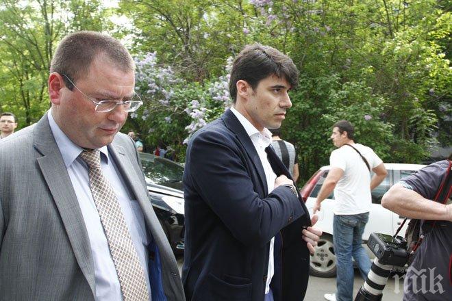 Ето какво се случи днес пред Тв7 в снимки