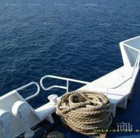 Индонезийската бреговата охрана е спасила 469 бежанци