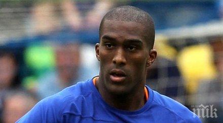 евертън отказва защитник бил пенсия