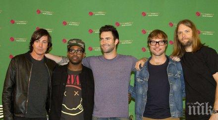 изпълнителят шугър атакуван пудра захар