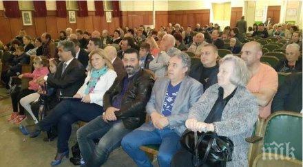 дарение новата зала ново село направиха съветниците герб