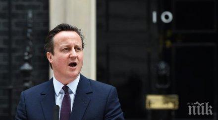 камерън запазва четирима ключови министри