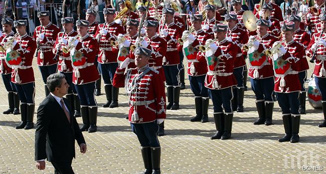 Плевнелиев: Патриотизмът изисква да не позволяваме повече войни и жертви