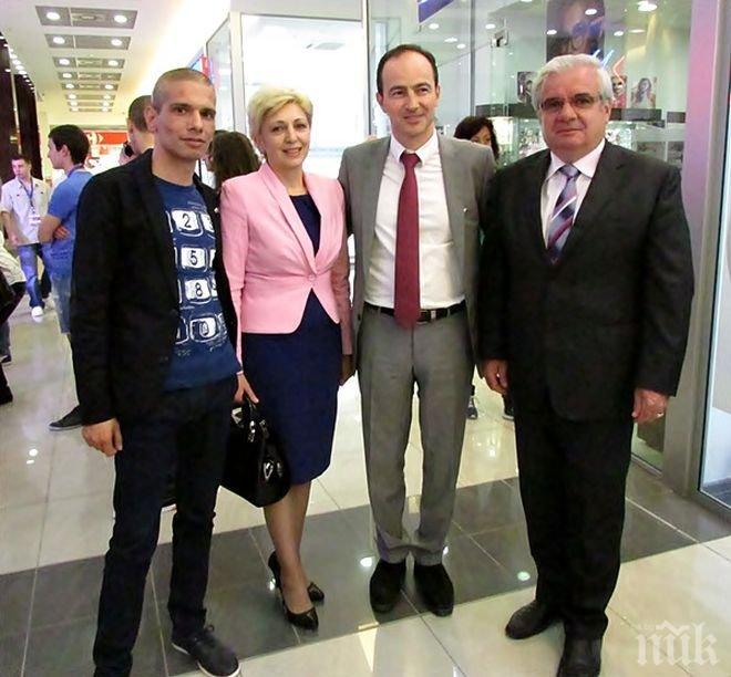 Евродепутатът от ГЕРБ д-р Андрей Ковачев подкрепи благотворителен концерт в Плевен