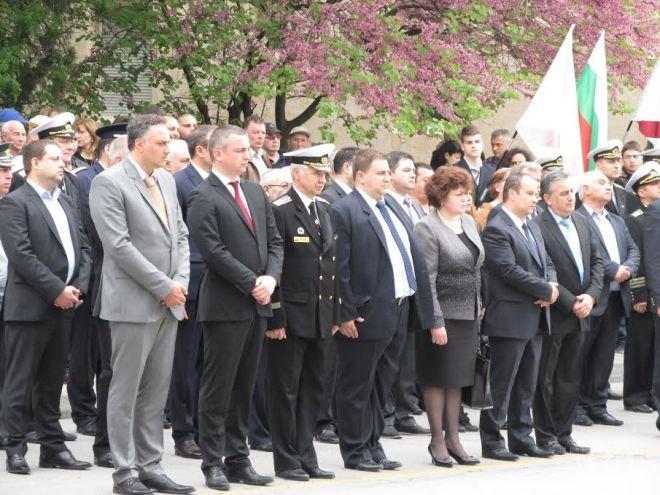 Евродепутатът Емил Радев и народният представител Красимира Анастасова 
почетоха Деня на Европа във Варна
