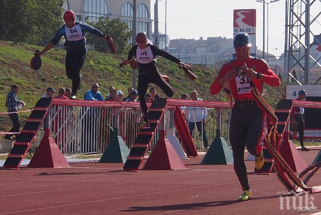 14 младежки противопожарни отряди премериха сили в спортен турнир