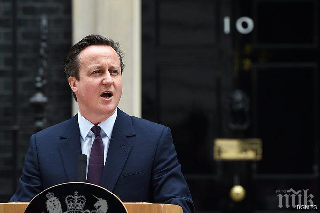 Камерън запазва четирима ключови министри 