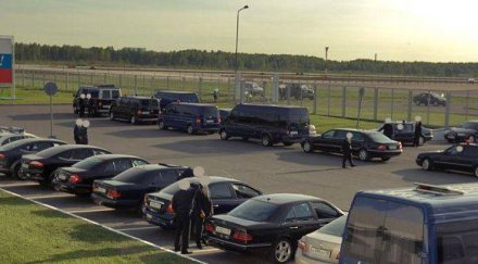 руският патриарх подгони поповете заради луксозни коли