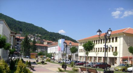 годишна жена трън почина побой