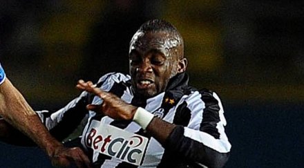 милан започна преговори момо сисоко