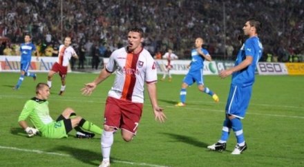 хюсеинович тайно софия бяга журналисти снимки