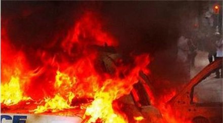 подпалиха два автомобила перник