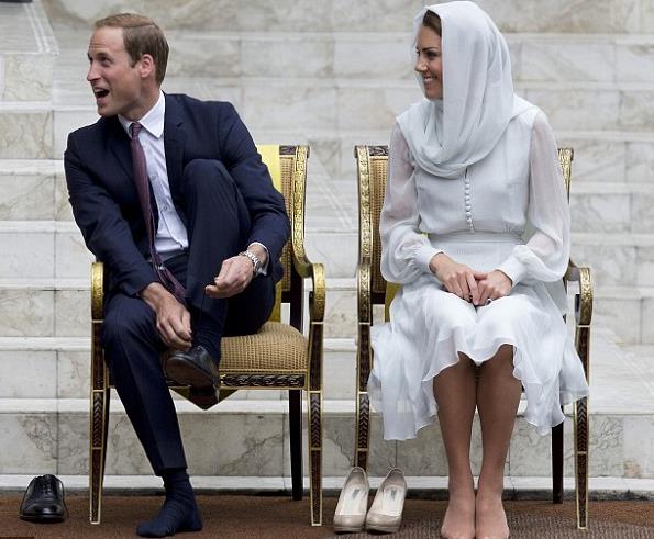 Кейт и Уилям предпочетоха семеен празник пред църквата