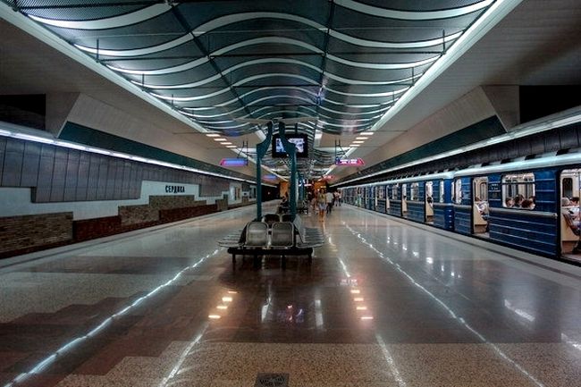 48-годишната Анета К. е жената, блъсната на релсите в метростанция “Люлин