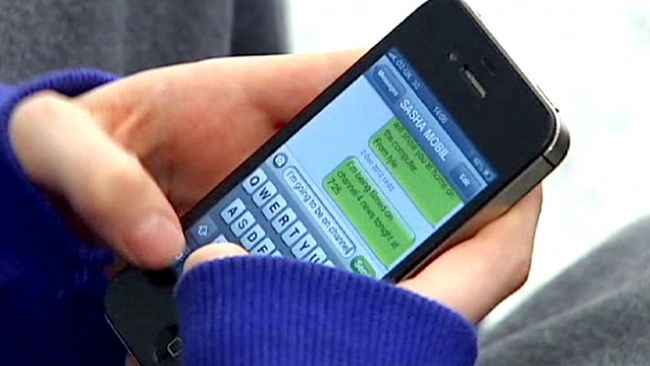 Над 16 милиона SMS-а с пожелание за Весела Коледа са изпратили българите