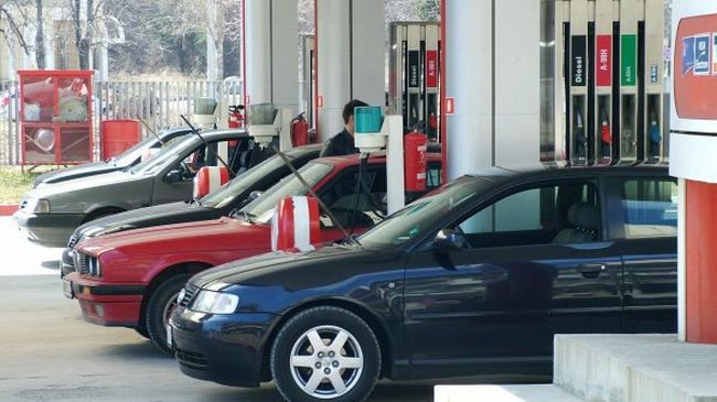 Отцепиха бензиностанция в Бургас