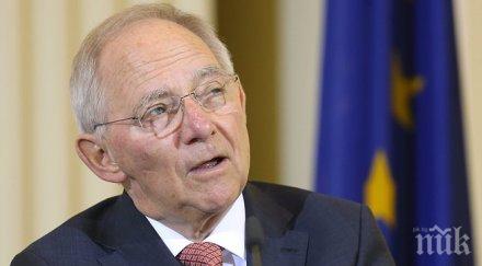 шойбле гръцкият референдум помогне