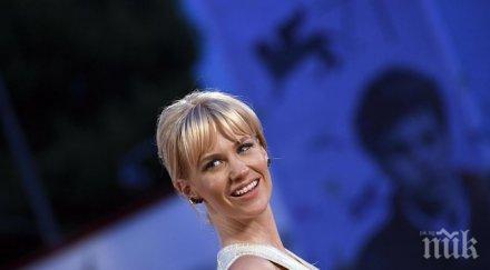 дженюъри джоунс пропуснала среща барак обама