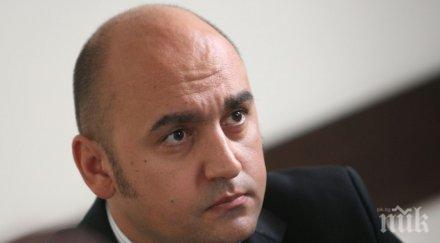 грудев нас монголия врата китай