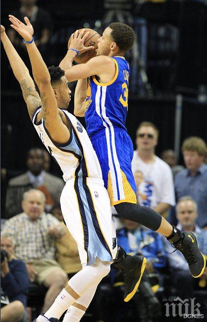 Стеф Къри се развихри, Голдън Стейт изравни серията с Мемфис