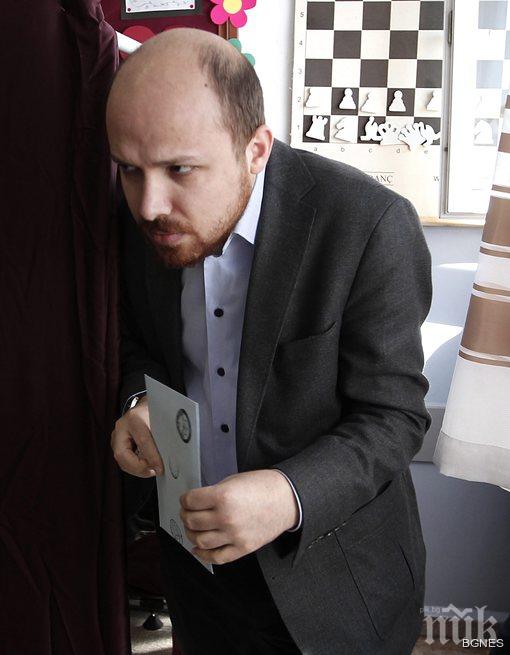 Фондация на сина на Ердоган получава държавна земя даром