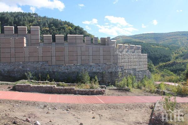 Пускат 3D анимация в крепостта в Перник в Нощта на музеите