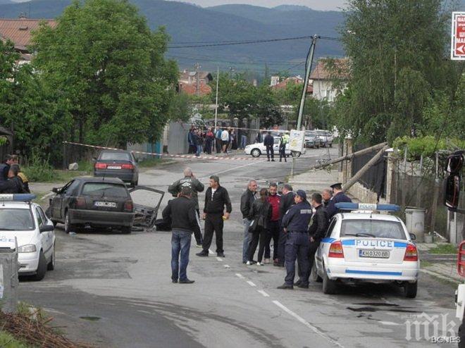 Шок! Километражът от трагедията в Яхиново закован на 180 км/ч, откриха бутилки с алкохол в потрошената кола