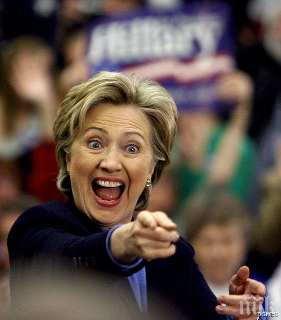 Хилъри Клинтън бяга от медиите, не отговаря на въпроси на журналисти