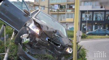 ексклузивно нова кървава катастрофа двама загинаха един бере душа адски сблъсък