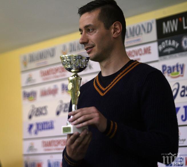 Шампионът Марек е отбор на месец април