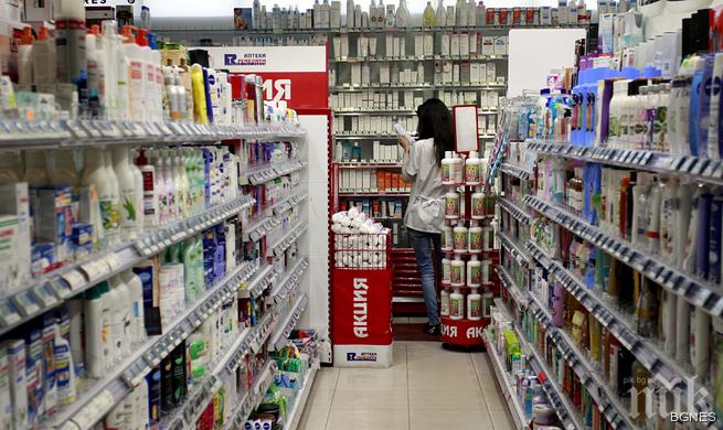 Здравният министър поема обществените поръчки за лекарства на болниците 