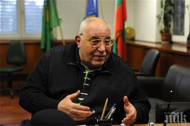 Юлий Москов пред ПИК: 100% сигурно е, че Цветан Василев стои зад схемата за ТВ7 и Нюз7! Той и хората му продължават да се разпореждат в двете телевизии!