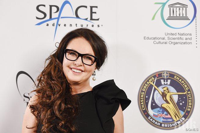 Сара Брайтман отлага планираното си пътуване в Космоса