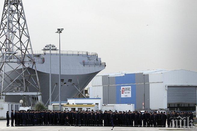 Франция се пазари с Русия за разваляне на военен договор