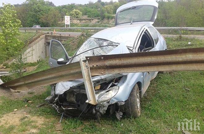 ПЪРВО в ПИК! Кървав ужас на магистрала Тракия! Двама загинаха на място, трима са тежко ранени! (обновена)