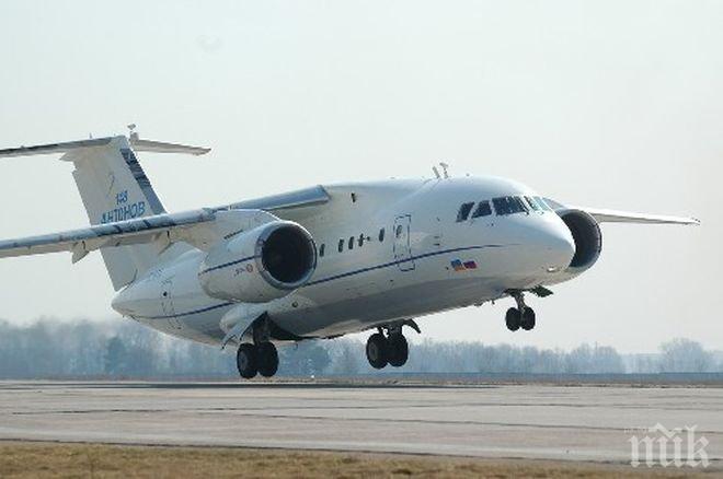 Извънредно! Самолет на American Airlines кацна аварийно в Лос Анжелис 