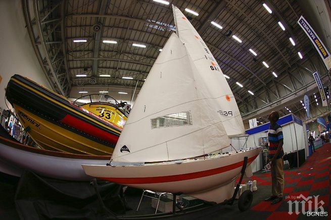 Кореец обиколи света без да спира никъде