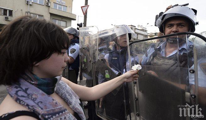 Режимът на Груевски криминализира протестите  